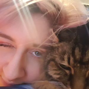 Meet your Posher, Adrian